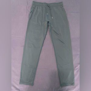 NWOT Zyia women’s everywhere pant